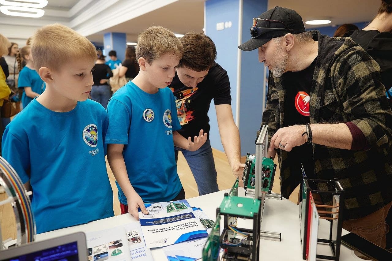 «Инферит» (ГК Softline) поддержал «Звездную эстафету»: вендор примет участие в награждении юных исследователей космоса